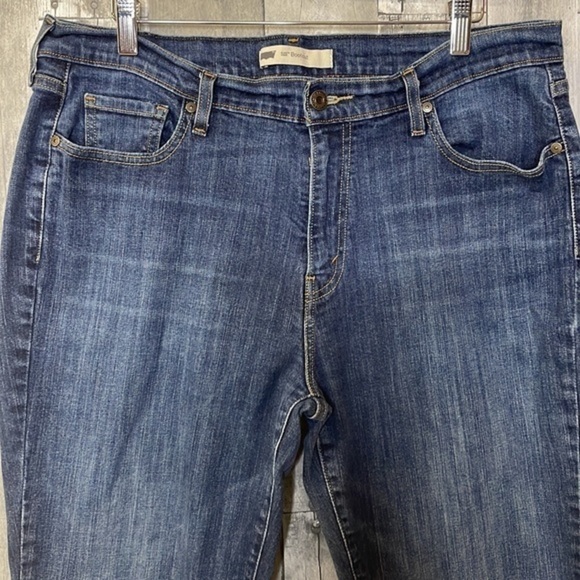 LEVI’S 515 Bootcut. Midrise. Medium wash. Size 16L—W33 L34. Excellent condition - Picture 3 of 12